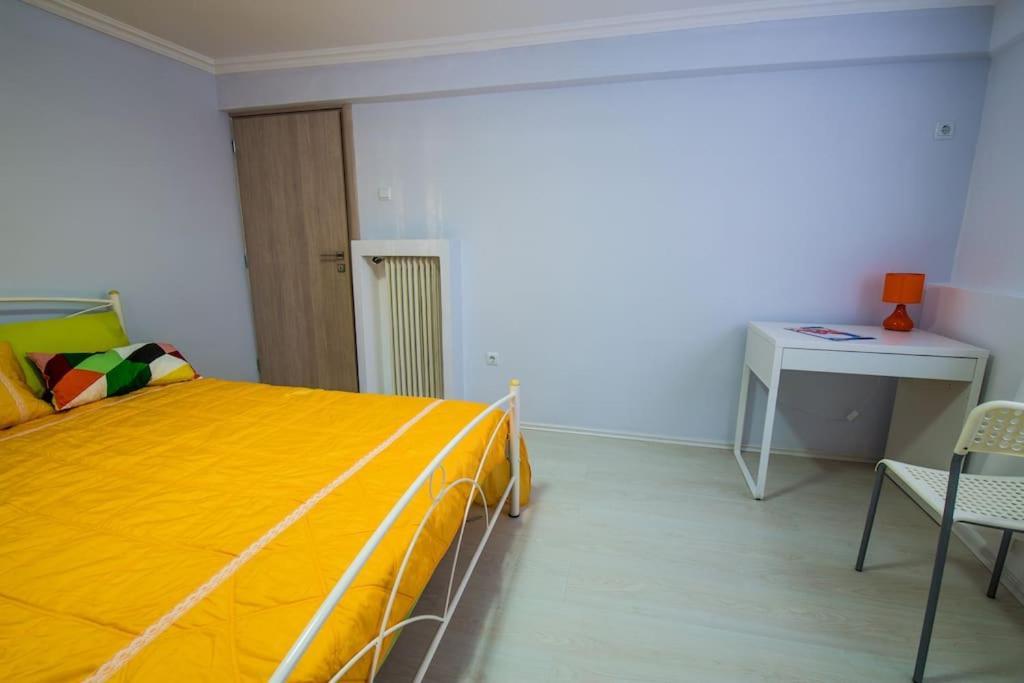 2 Bedrooms Apartment Close To Metro Dafni In Athens Exterior photo