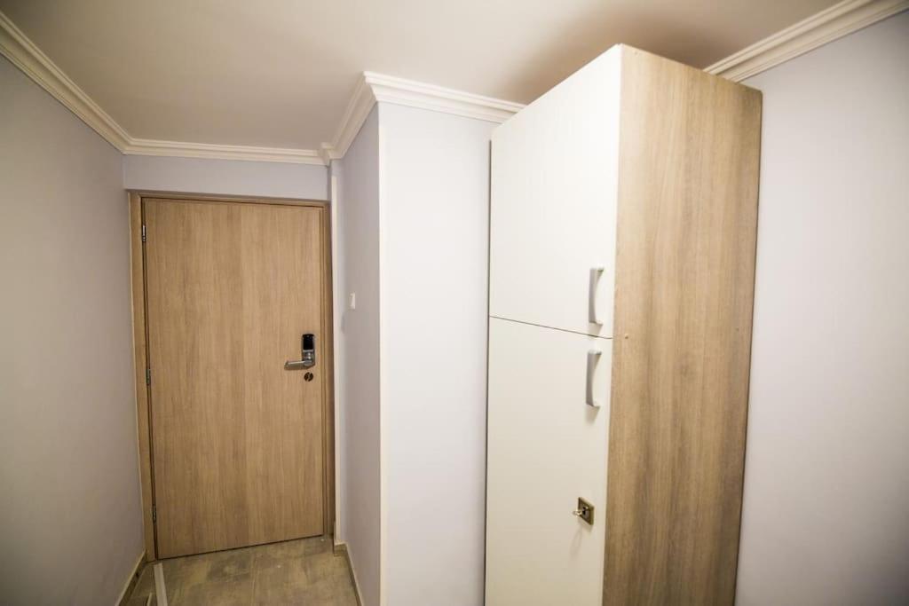 2 Bedrooms Apartment Close To Metro Dafni In Athens Exterior photo