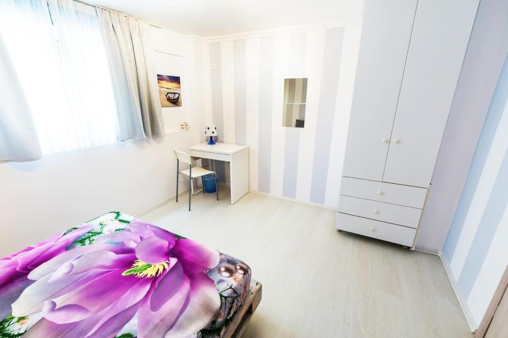 2 Bedrooms Apartment Close To Metro Dafni In Athens Exterior photo